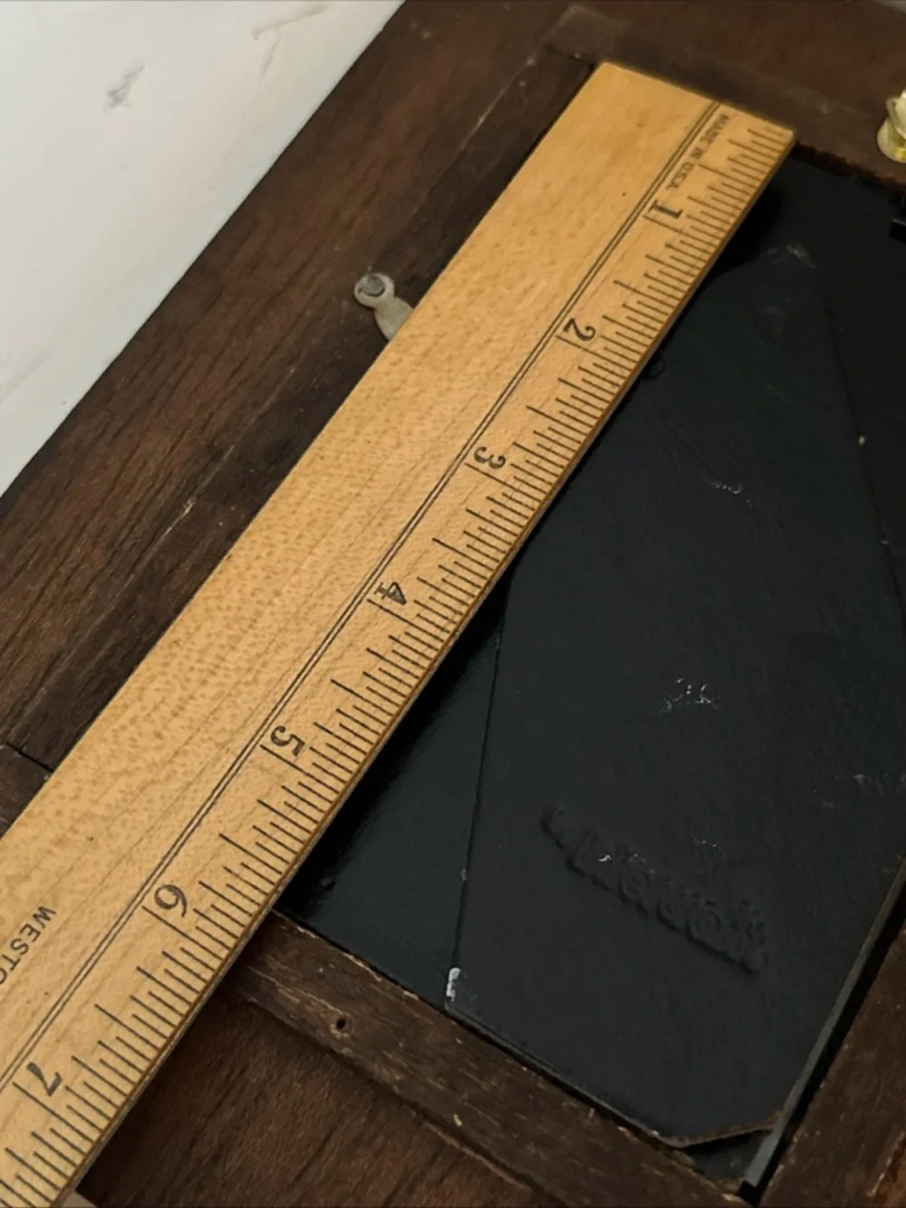 UNIQUE VINTAGE PICTURE FRAME w/Reverse Painting on GLASS 3.5X5 - Picture 10 of 11